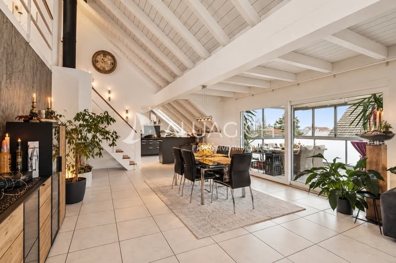 Moderne Duplex Wohnung mit einem sehr waremn Ambiente