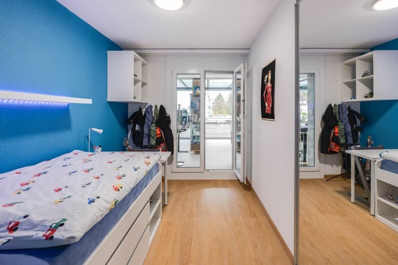 Modern 4.5 room apartment with large winter garden and terrace in the center of Oensingen (11)