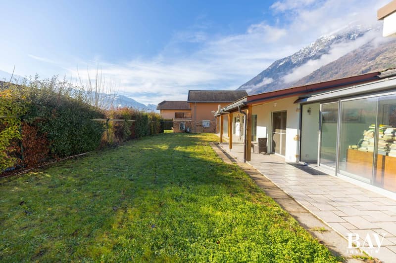 Family villa of 4.5 rooms with breathtaking views in Fully (28)