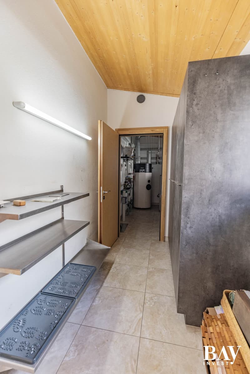 Family villa of 4.5 rooms with breathtaking views in Fully (23)