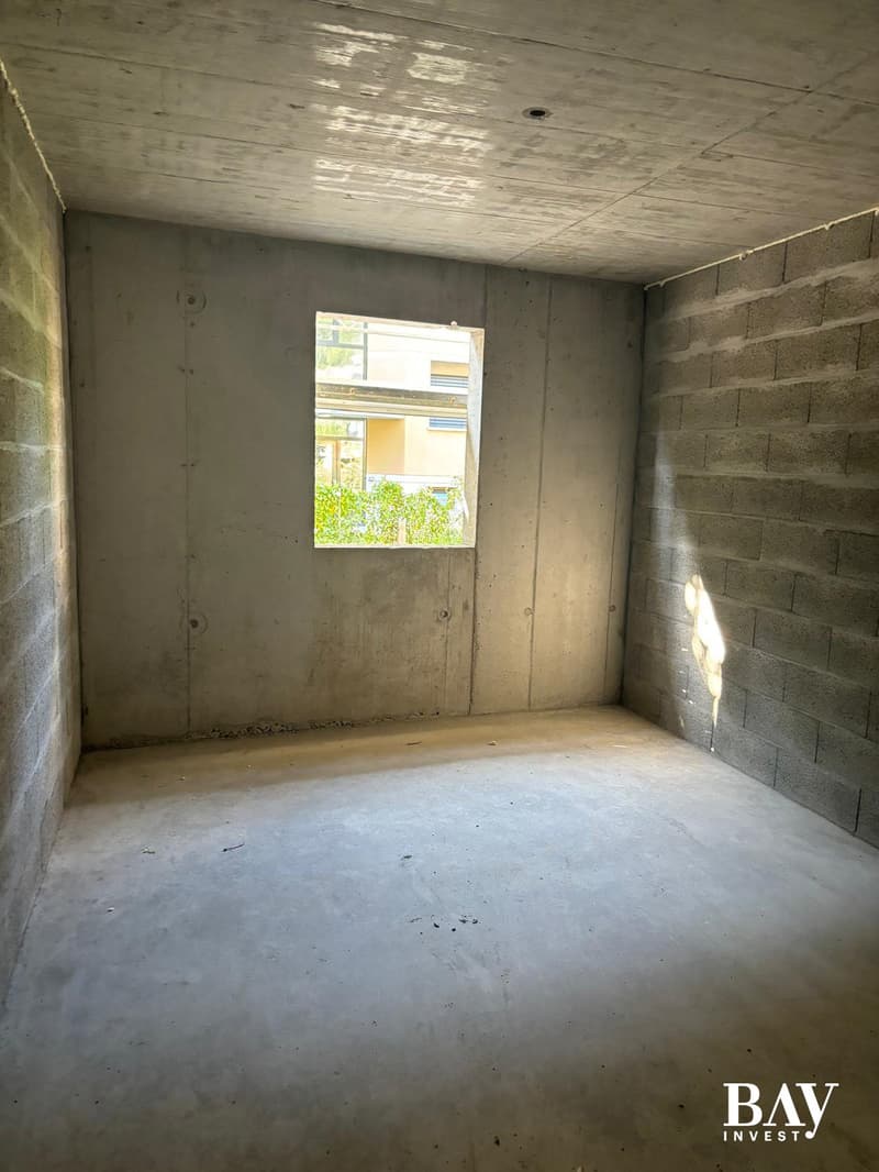 Attic in a 5-apartment building in the heart of the village of Vétroz (10)