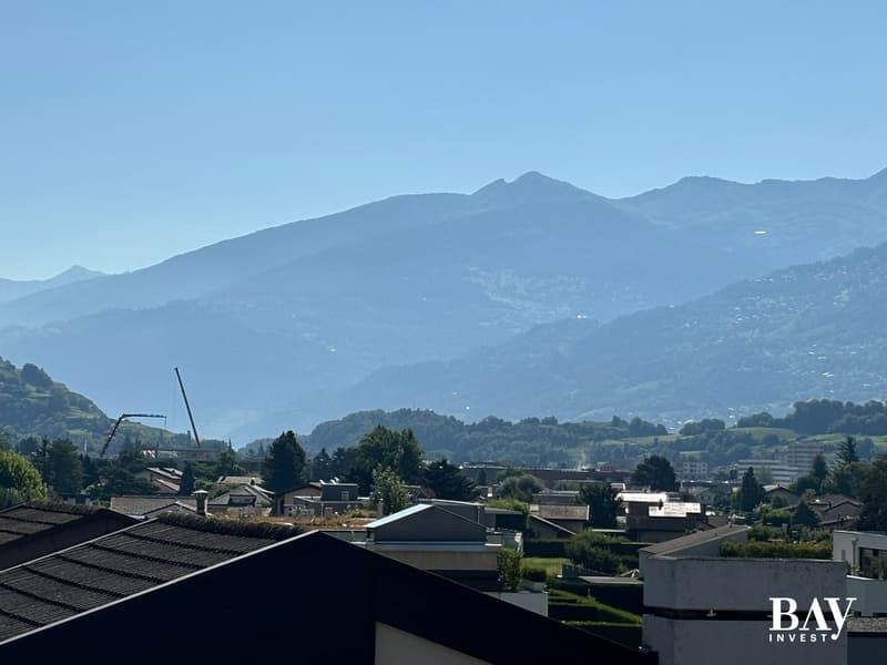 Attic in a 5-apartment building in the heart of the village of Vétroz (20)