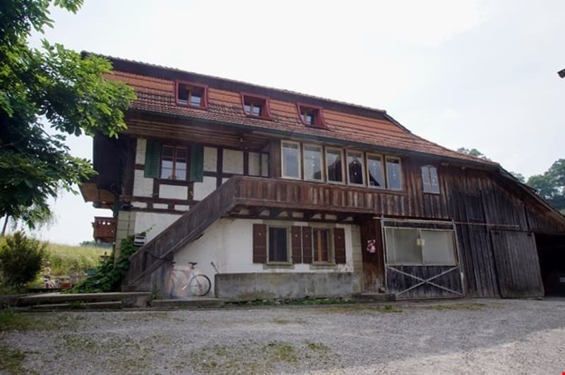 Traumhafte 6-Zimmer-Stöckliwohnung in Worb (2)
