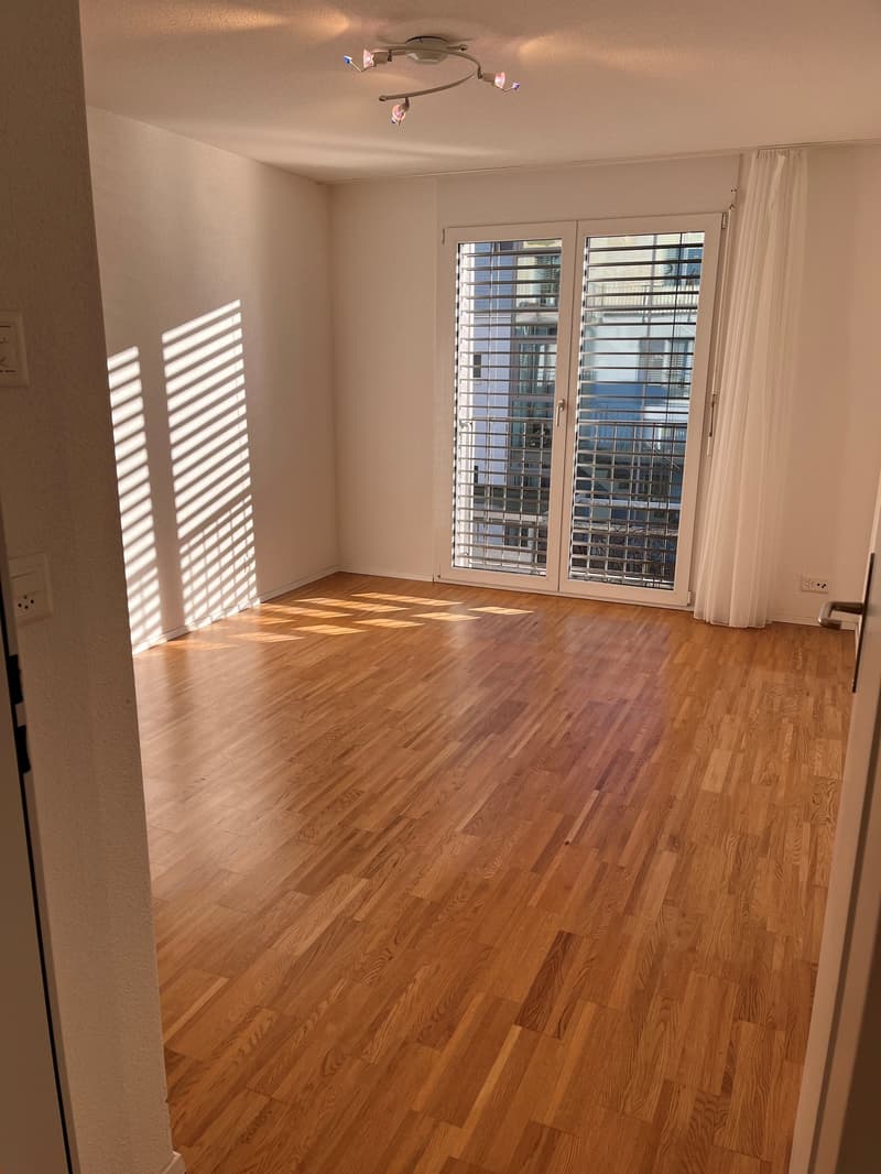 Zimmer 3 - Parkett neu versiegelt