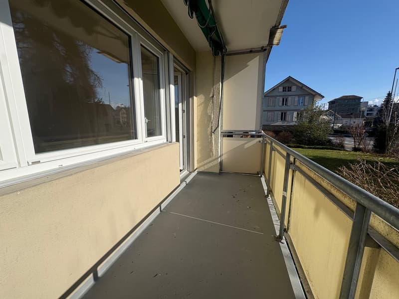 Appartement rénové de 3,5 pièces à Burgdorf (11)