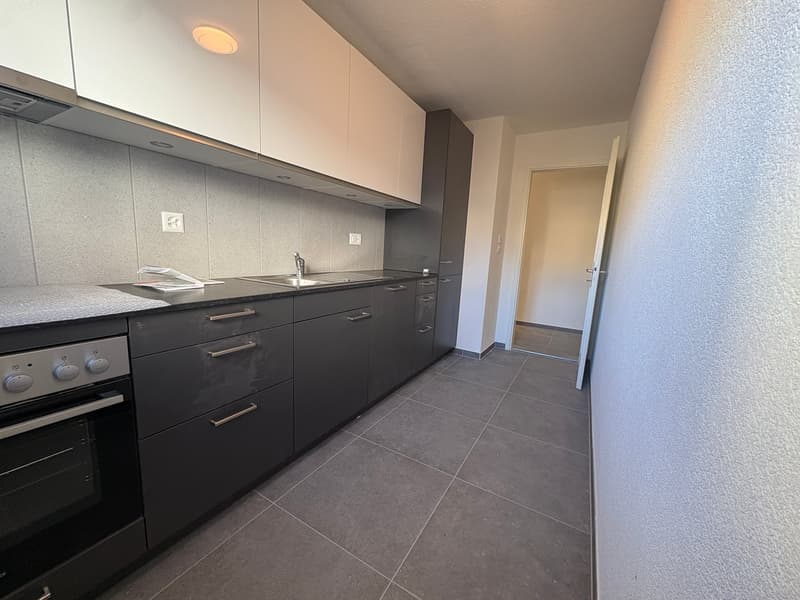 Appartement rénové de 3,5 pièces à Burgdorf (3)