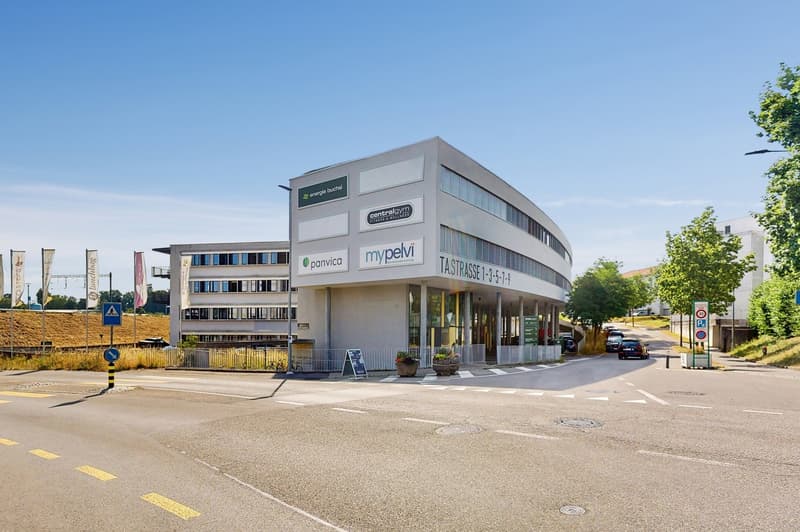 Lichtdurchflutete Gewerbefläche im Erdgeschoss – vielseitig nutzbar (103 m²) (1)