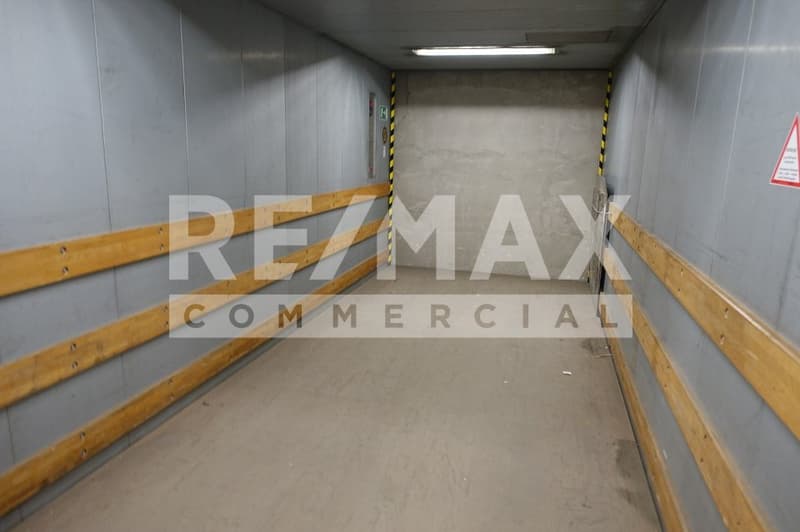 Ca. 940 m2 Lager/Gewerbefläche (9)