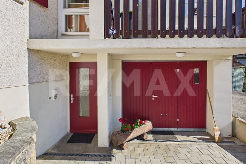 Attraktives Mehrfamilienhaus mit drei Wohneinheiten (2)