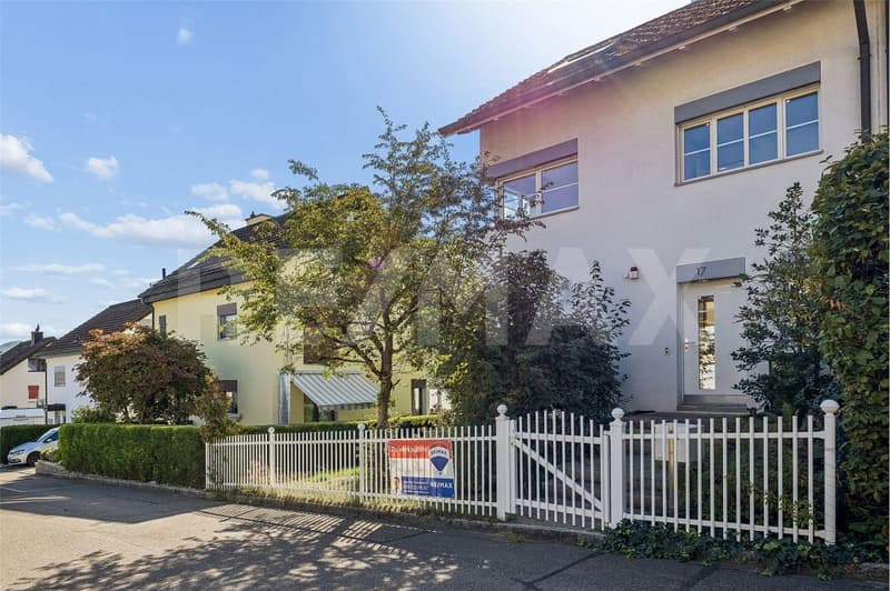 Sonnenhang Reinach Wohnen an privilegierter Rebberg Lage (1)