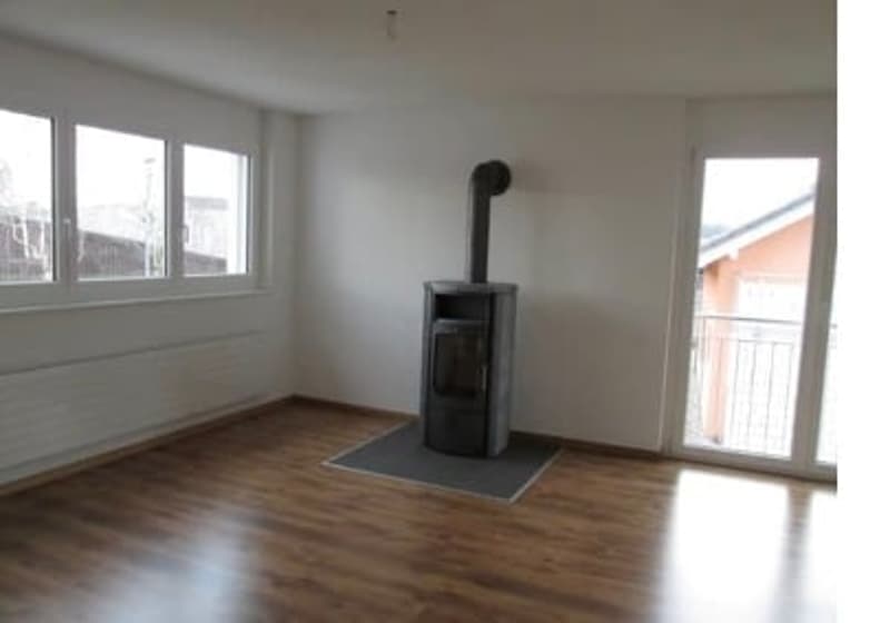 Family-friendly 4.5-room apartment in Müntschemier (4)