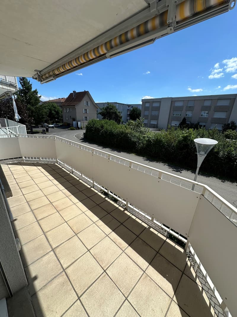 Gemütliche 1.5-Zimmer-Wohnung mit Balkon in Kerzers (2)