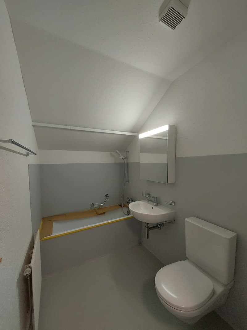 Charmante 2-Zimmer-Dachgeschosswohnung in Gurmels – sofort verfügbar! (11)