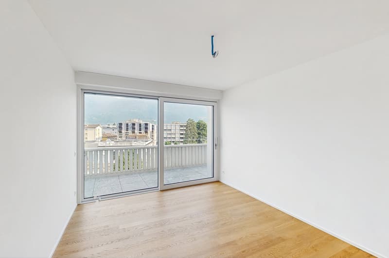 Exklusives 3.5-Zimmer-Apartment mit Seeblick im Herzen von Locarno (6)