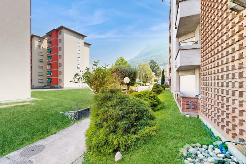 Monolocale a Viganello con giardino privato, centrale in Via Emilio Rava 1E (1)