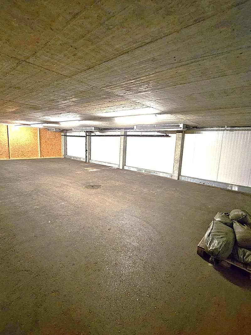 Spazio di stoccaggio versatile in affitto a Utzenstorf (470 - 2250m2) (4)