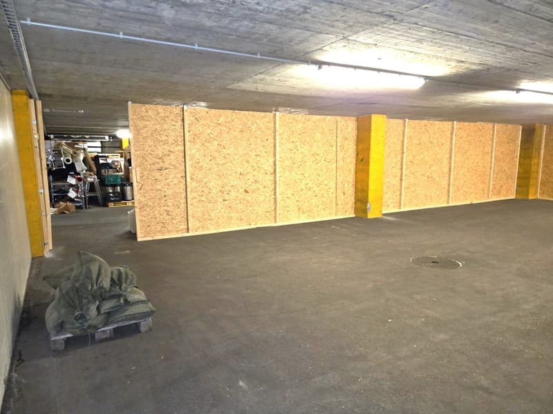 Spazio di stoccaggio versatile in affitto a Utzenstorf (470 - 2250m2) (5)