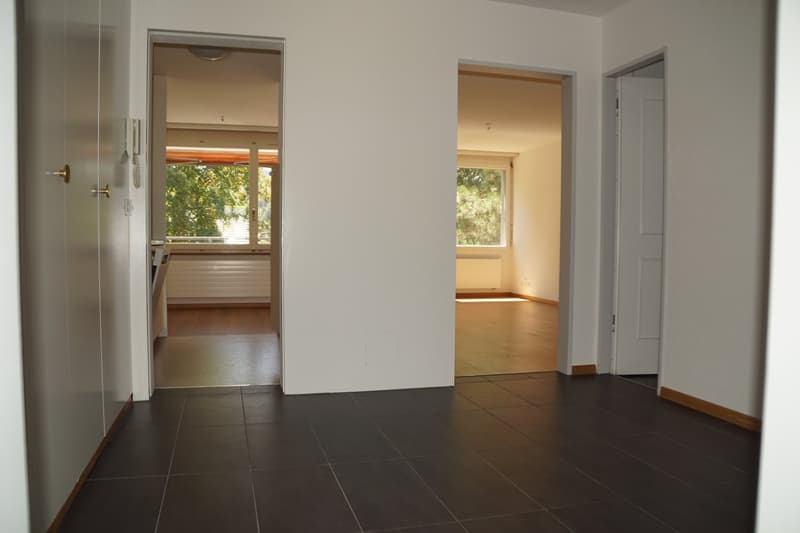 Appartamento luminoso 4.5 locali con balcone a Urtenen-Schönbühl – disponibile immediatamente! (8)
