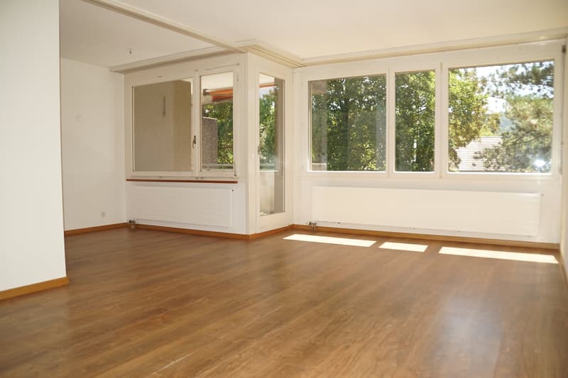 Appartamento luminoso 4.5 locali con balcone a Urtenen-Schönbühl – disponibile immediatamente! (1)