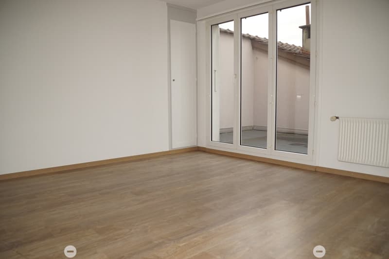 Zu vermieten 2 1/2 Zimmerwohnung an der Neumarktstrasse 46 (5)