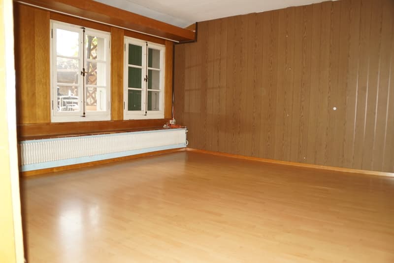 Charmante 5.5-Zimmer-Wohnung in Steffisburg – Altbau mit Charakter (10)