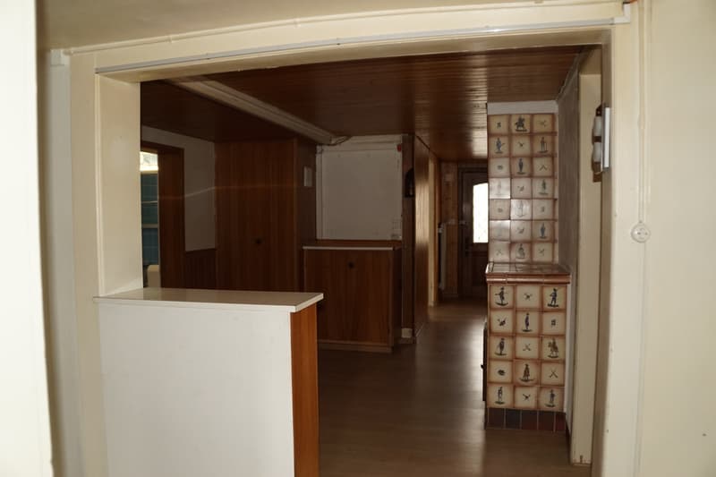Charmante 5.5-Zimmer-Wohnung in Steffisburg – Altbau mit Charakter (6)