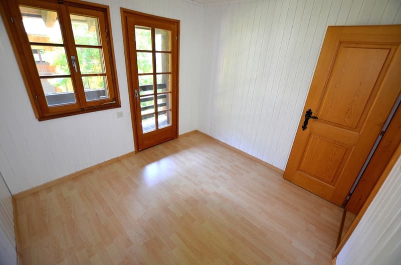 3. Schlafzimmer mit Zugang zum Balkon