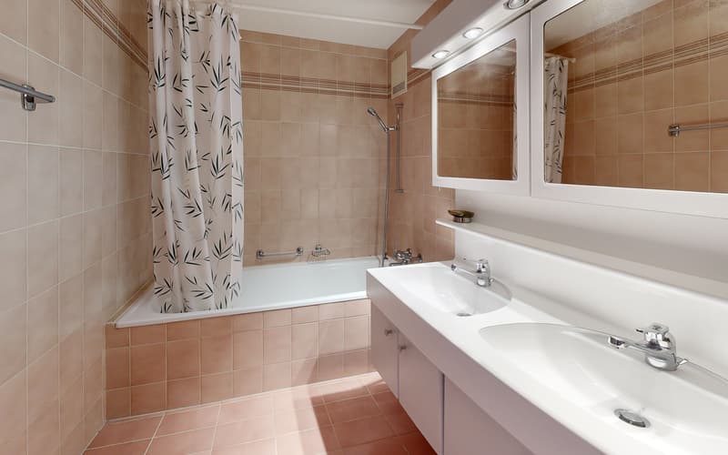 Zur-Matte-A-35-Dachzimmerwohnung-Nr-42-Bathroom 2.jpg