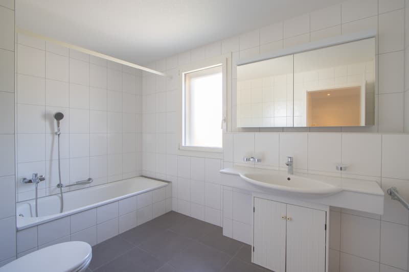 Bad mit Badewanne