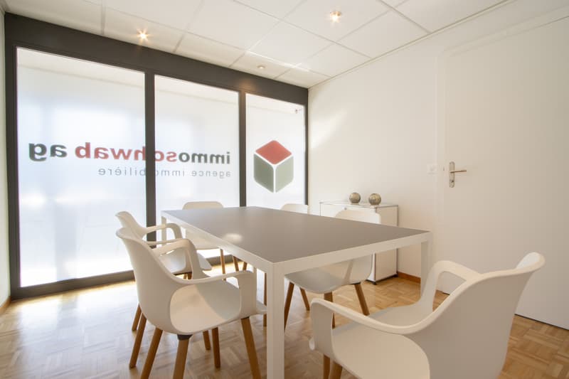 B40 Sitzungszimmer