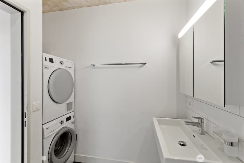 backbone_Badezimmer_mit_Tumbler.jpg