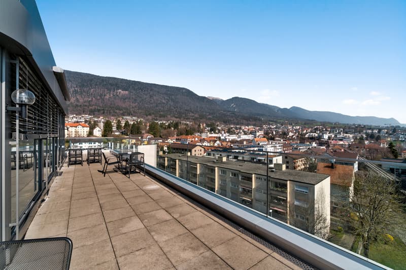 Cafeteria__Dachterrasse_.jpg