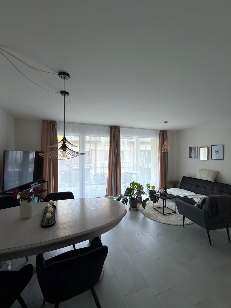 Zu vermieten in Näfels 2.5 Zimmer Wohnung (2)