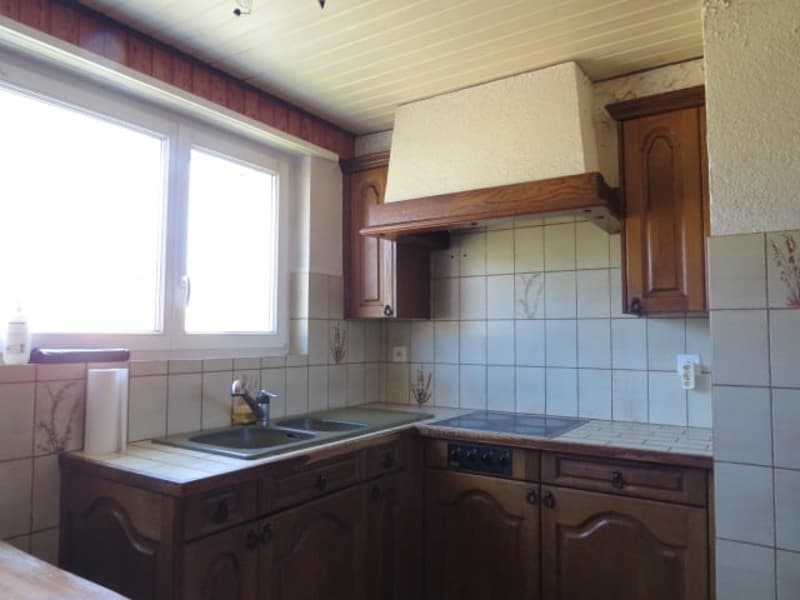 Family house located in a very quiet residential area with a beautiful view of the Chasseral (3)
