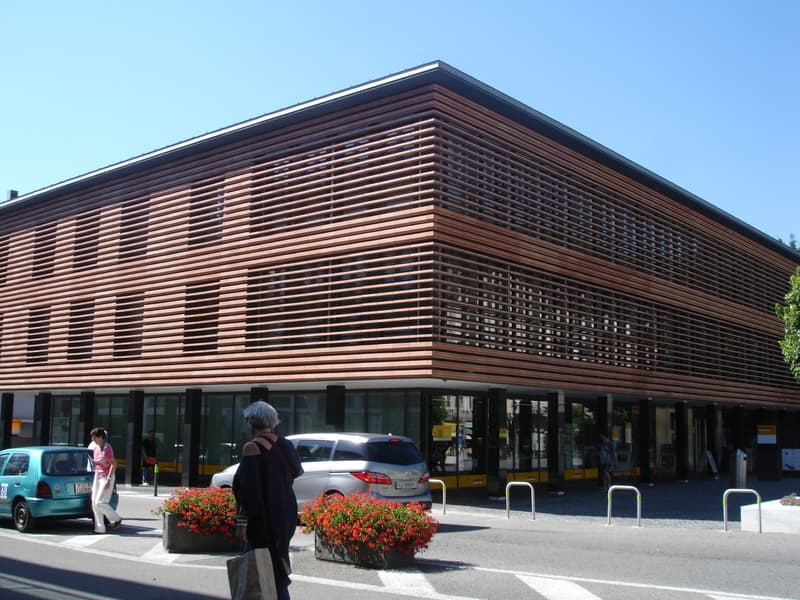 NEL CENTRO DI ASCONA NELLO STABILE DELLA POSTA (1)