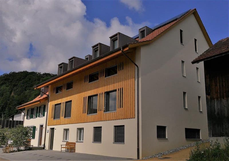 Liegenschaft (vorderseite)