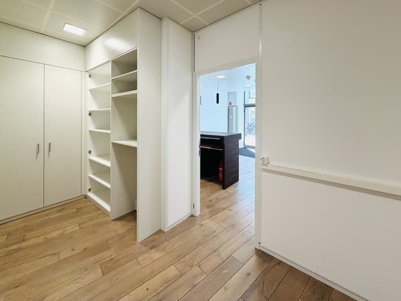 Backoffice - Zwischenwand entfernbar
