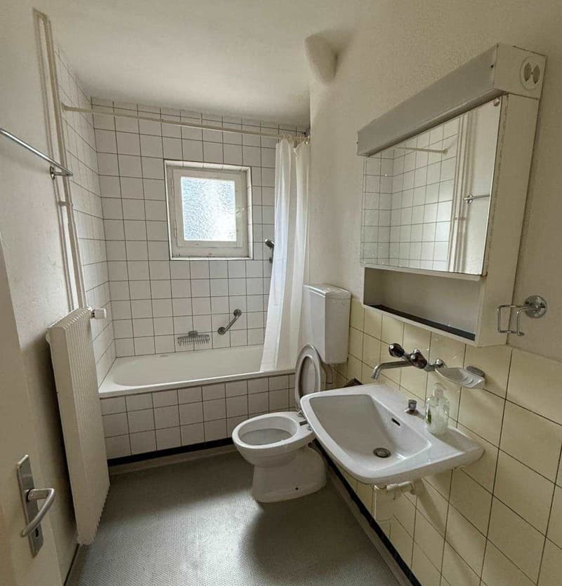 Charmante 3-Zimmer-Altbauwohnung mit Balkon in Goldach (7)