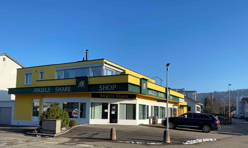 80 m2 commercial space for a shop or practice/office (1)