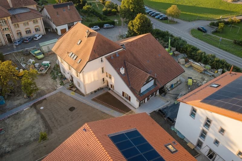 Appartement neuf 3,5 pièces au 1er étage dans la maison rénovée (3)