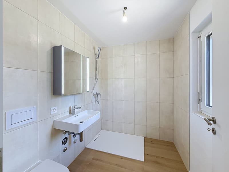Triplex neuf dans villa avec terrasse et jardin (6)