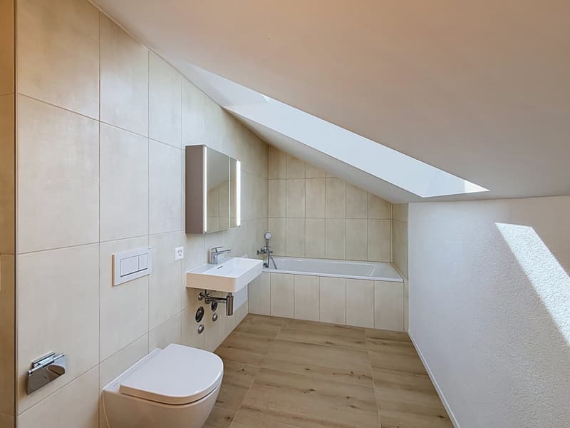 Maison mitoyenne neuve avec terrasse et jardin (8)