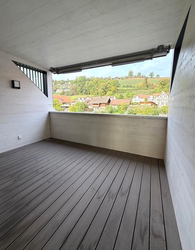 Helle 4.5-Zimmer-Wohnung mit zwei Balkonen und einer grosszügigen Galerie (8)
