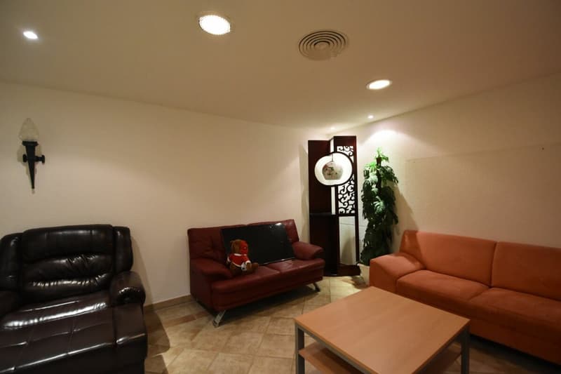 Spacious commercial premises in Leukerbad (8)