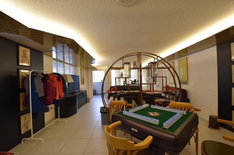 Spacious commercial premises in Leukerbad (1)