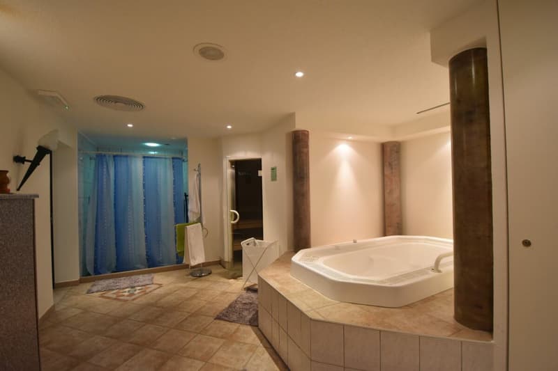 Spacious commercial premises in Leukerbad (11)