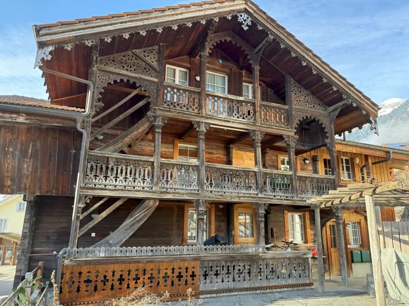 Wohn- und Geschäftshaus an zentraler Lage (30)