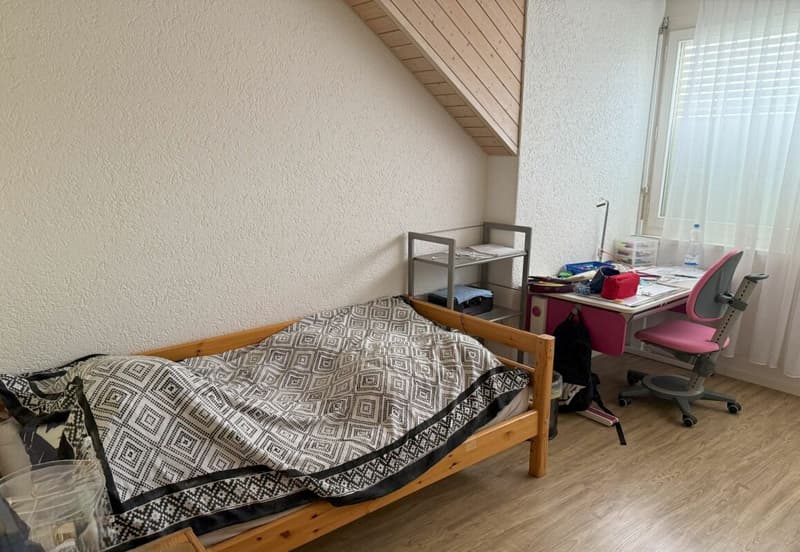 5.5-Zimmer-Attikawohnung mit 139 m2 Nettowohnfläche, viel Sonne und attraktive Fernsicht (12)