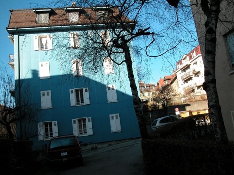 Grande appartamento di 2,5 locali con balcone e vista panoramica (1)