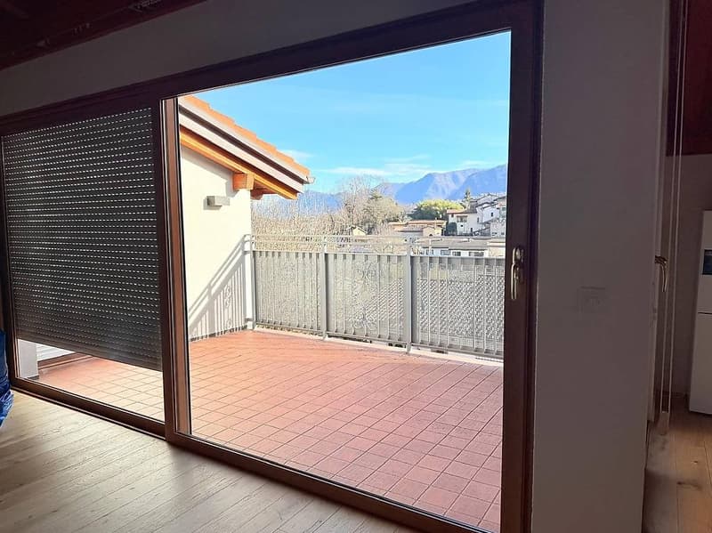 Agno / Cassina D'Agno grande villa unifamiliale avec piscine (6)